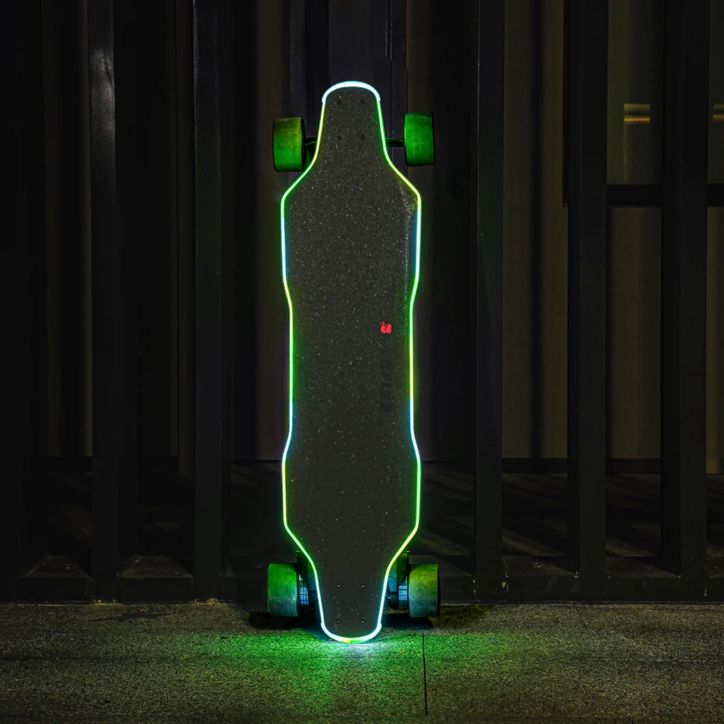 Backfire Zealot S3 Belt Drive Electric Skateboard with Major V3 Remote - Image 12
